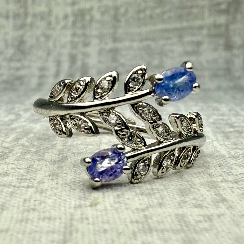 NWT Silver-Plated Tanzanite Leaf Ring, Adjustable - Picture 2 of 4
